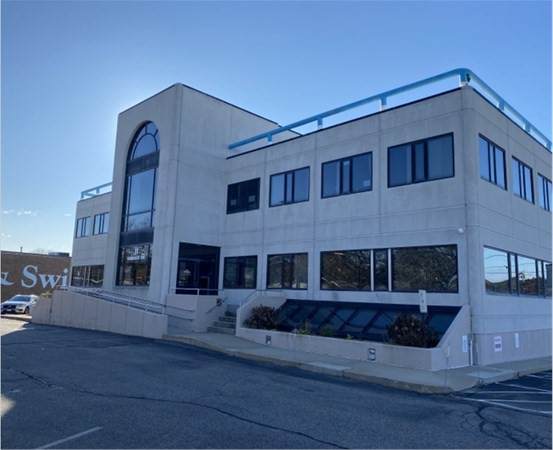 11 Vanderbilt Ave - Photo 1