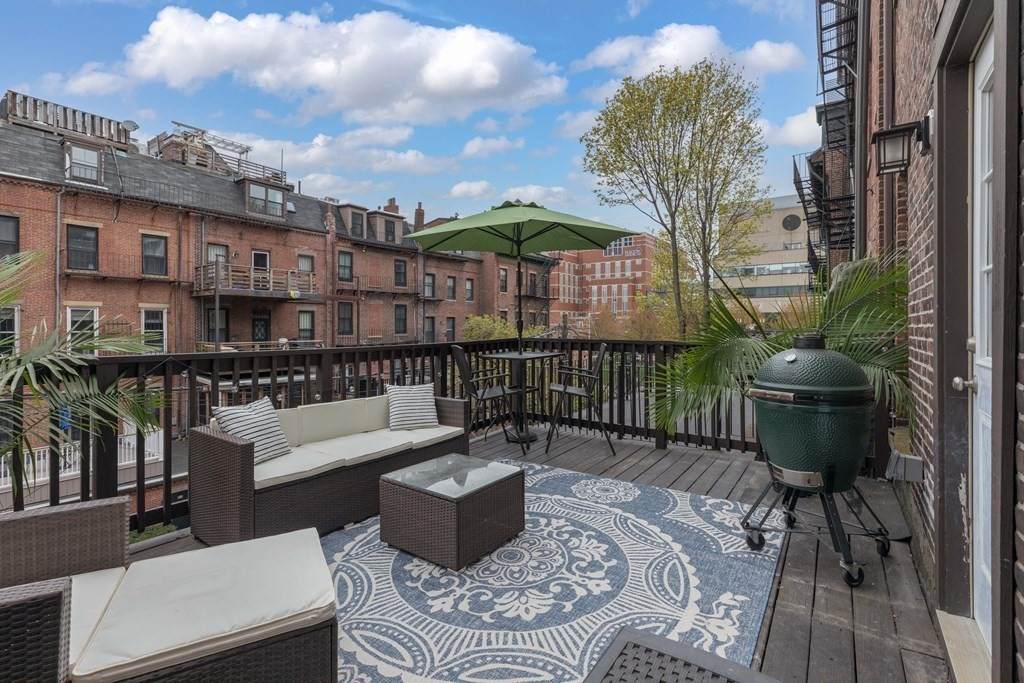 690 Massachusetts Avenue - Photo 1