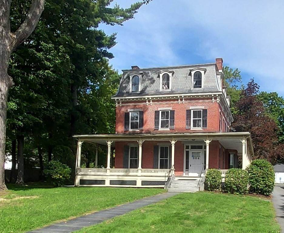 664 Main St - Photo 1