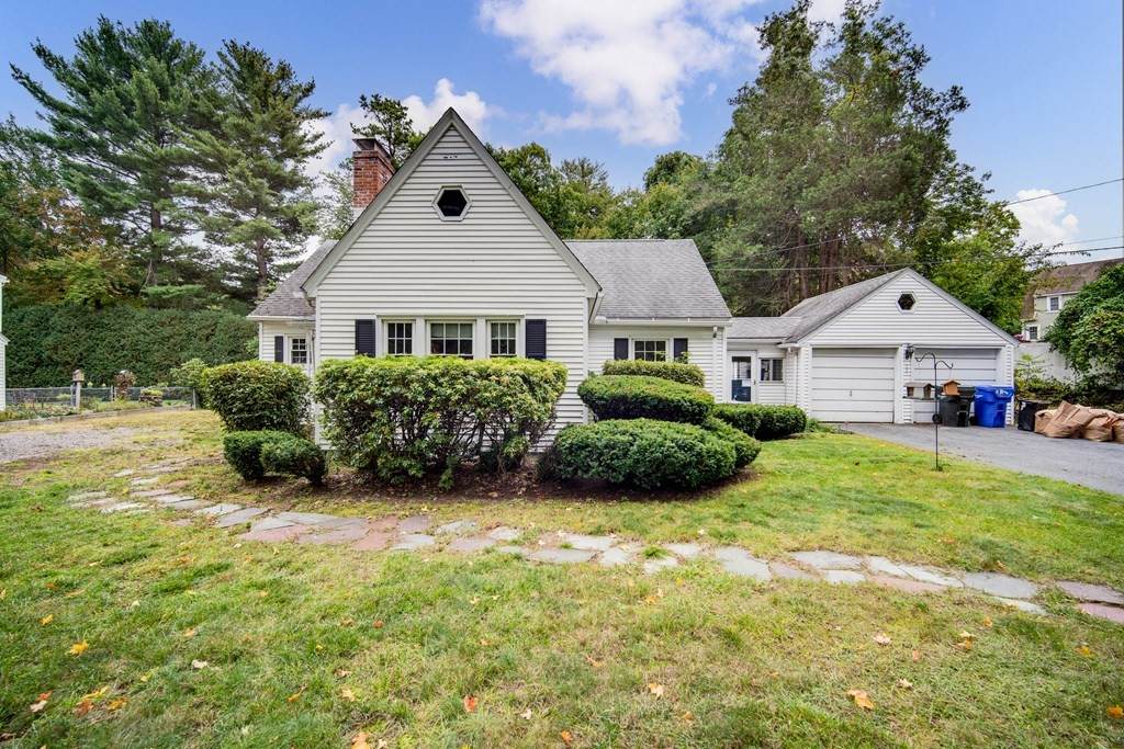 1293 Bradley Rd - Photo 1