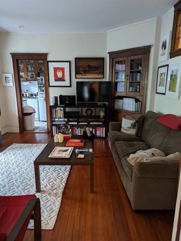 19 Agassiz - Photo 1