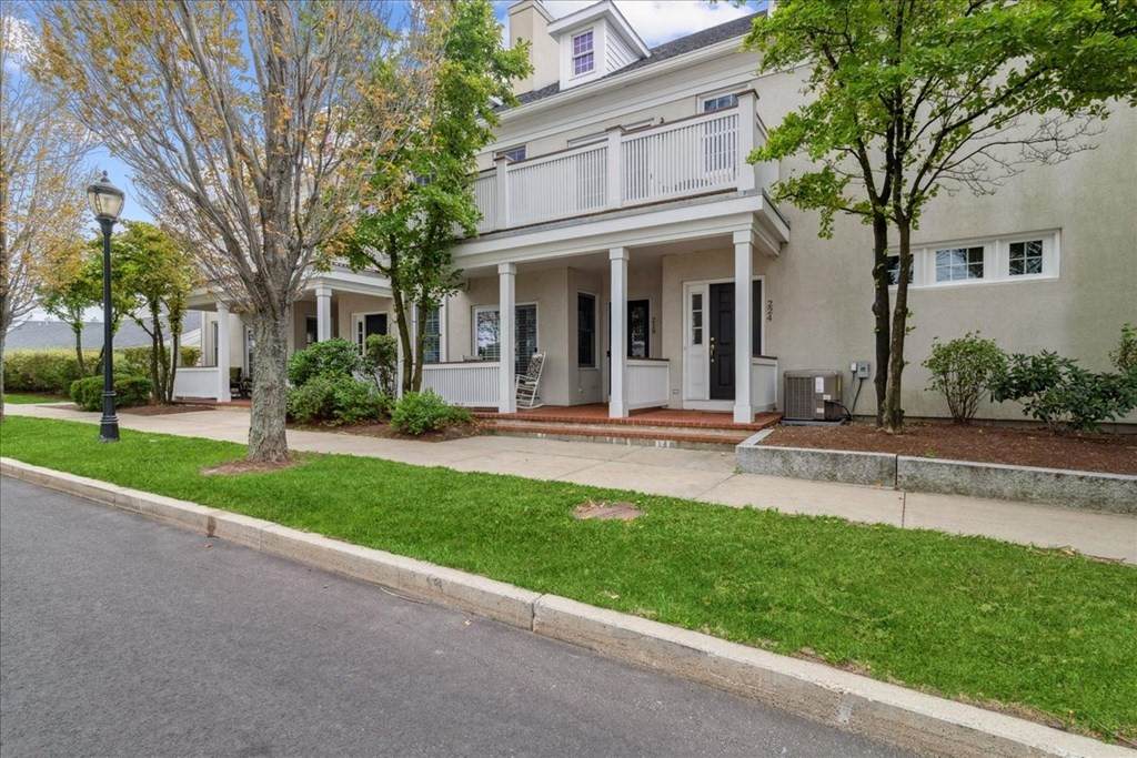 224 Marina Dr - Photo 1