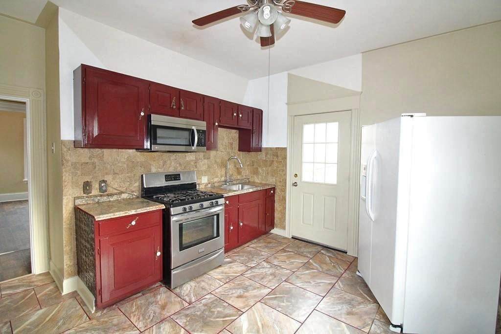 1168 Hyde Park Ave - Photo 1