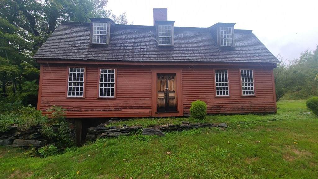 1442 Main Rd - Photo 1