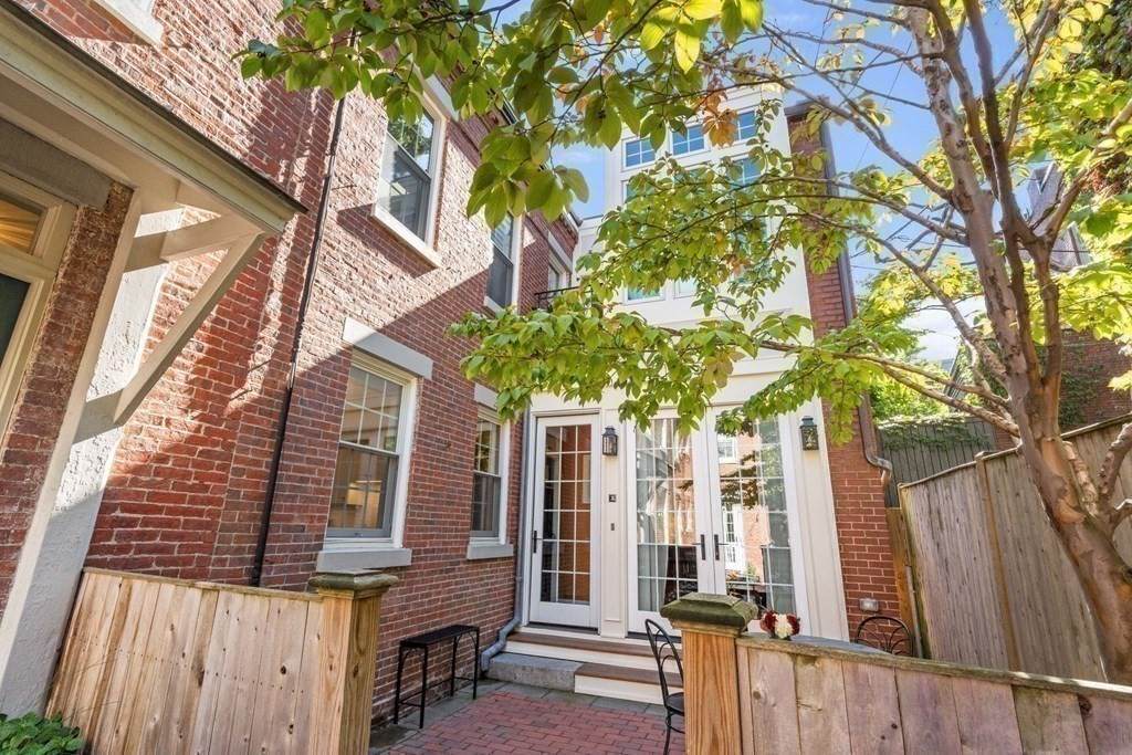 1 Tremont Street - Photo 1