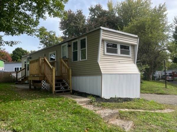 350 West Street - Photo 1