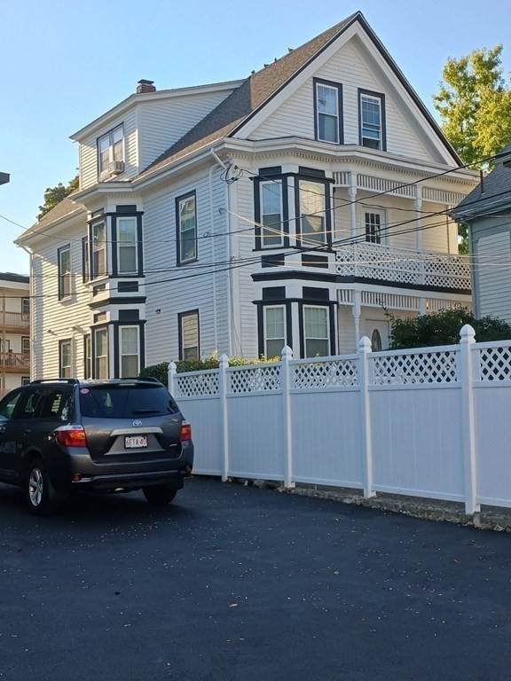 8 Oneida Street - Photo 1