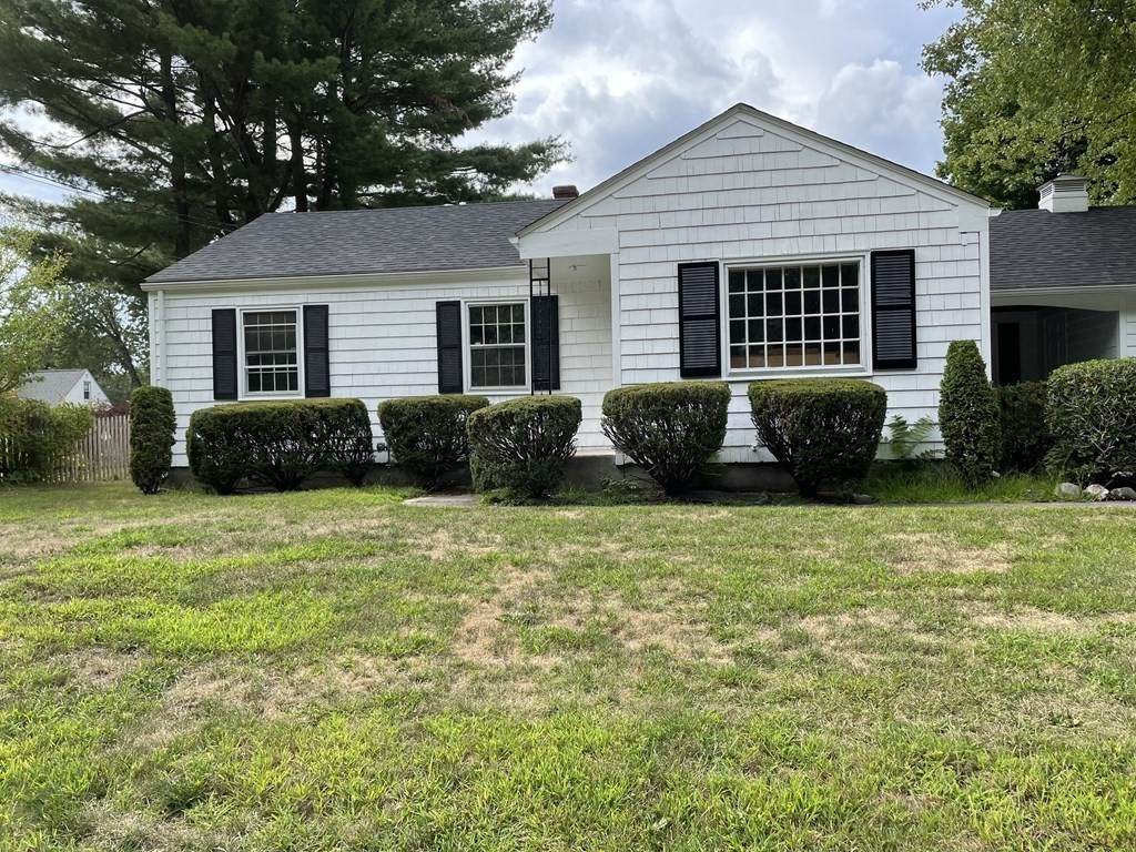 748 Grayson Dr - Photo 1