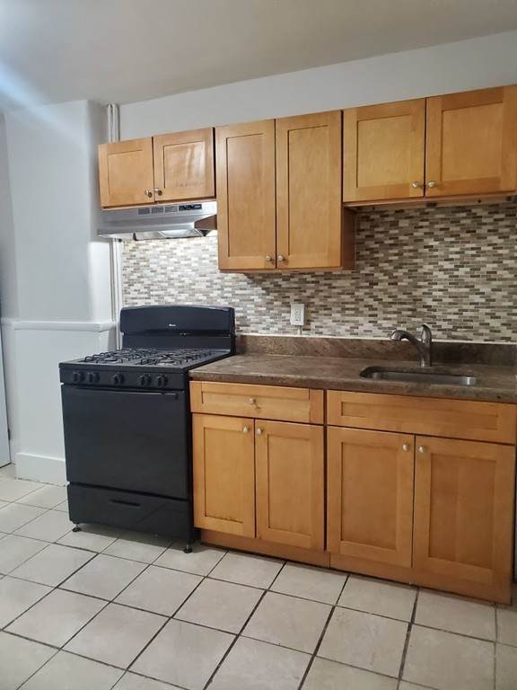 182 Walnut Ave - Photo 1
