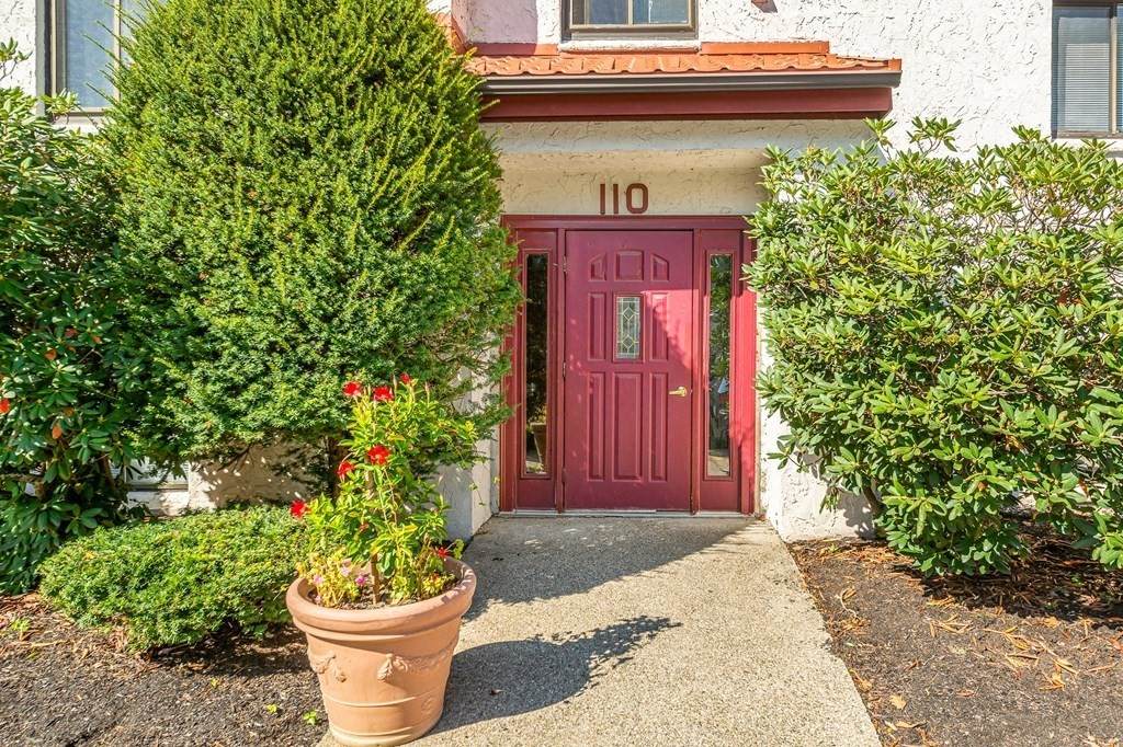 110 Fellsview Ter - Photo 1