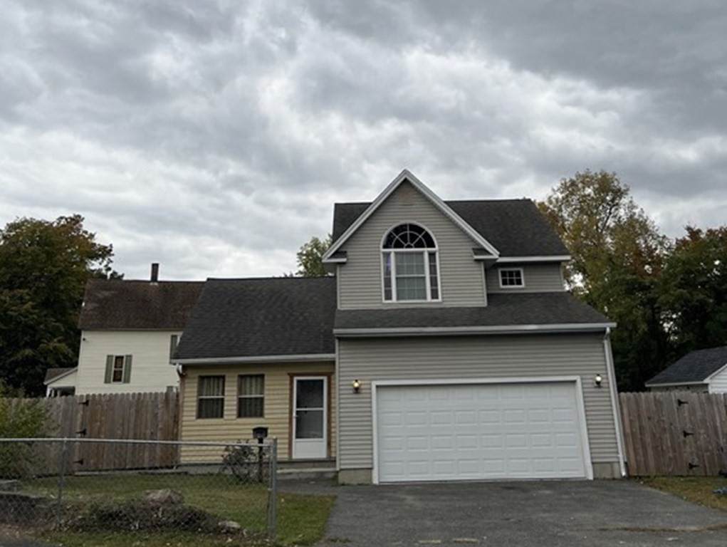 4 Eastland Street - Photo 1