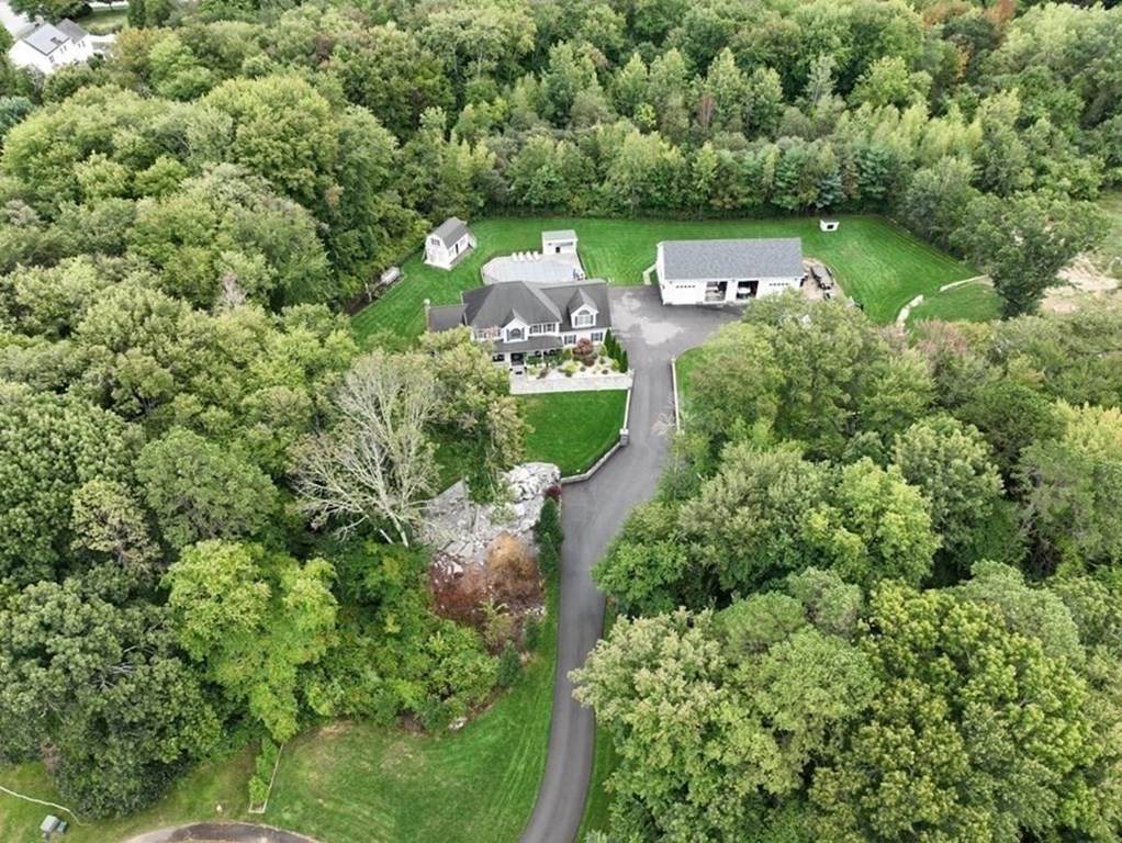 7 Tee Jay Ln - Photo 1