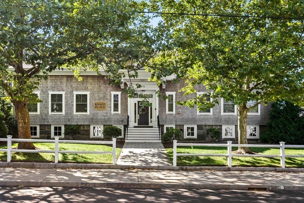 278 Court St - Photo 1