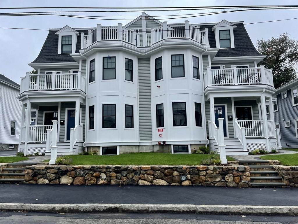 210 Adams St - Photo 1