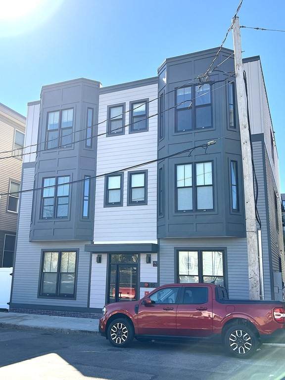 95 Prescott St - Photo 1