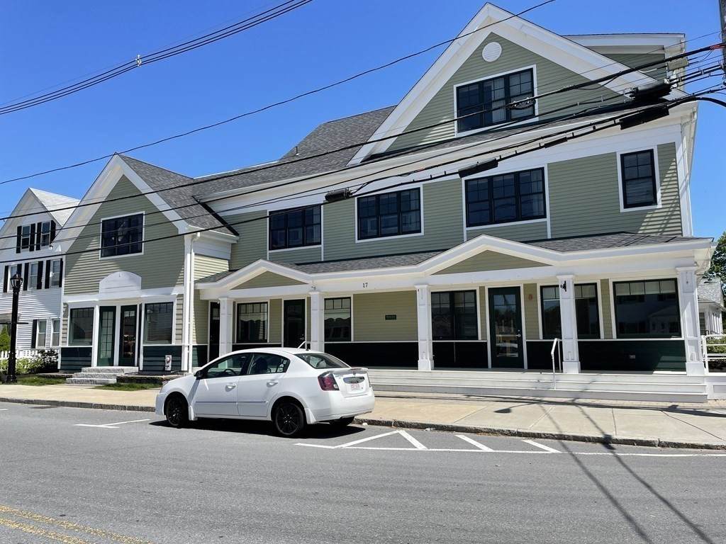 17 Main St - Photo 1