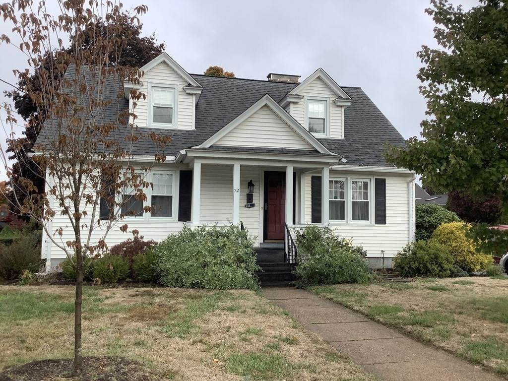 72 Beauchamp Ter. - Photo 1