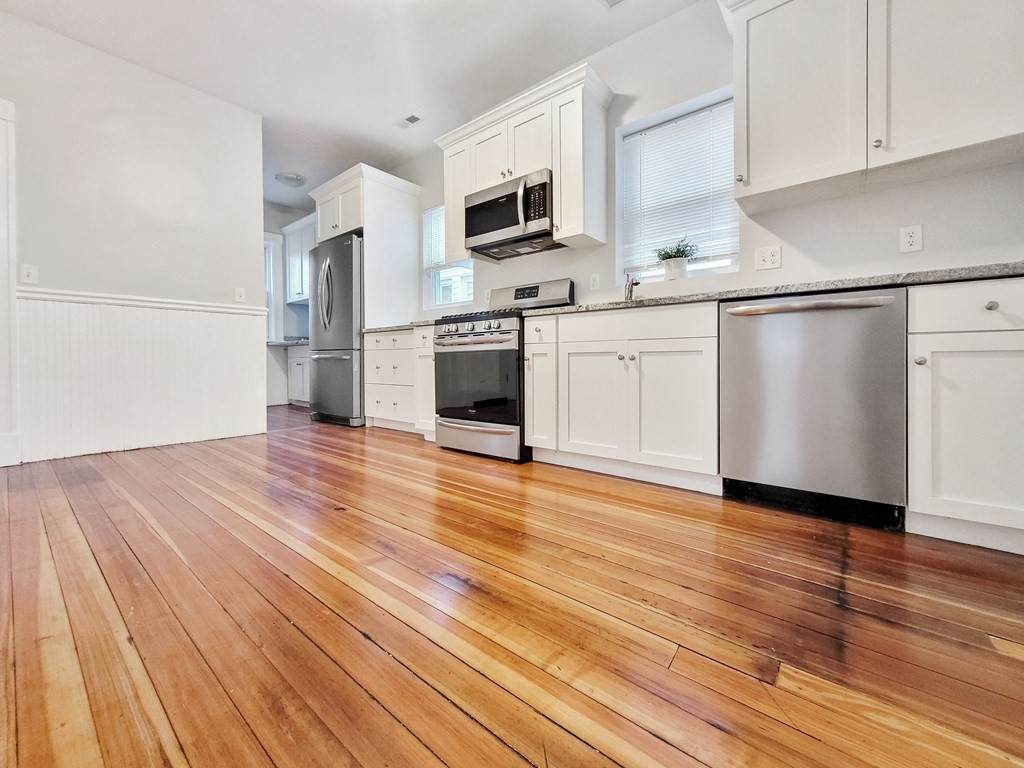 74 Myrtle - Photo 1