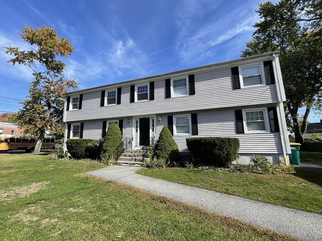 207 Broad St - Photo 1