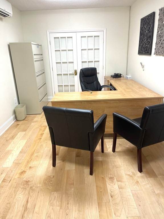 1500 Worcester - Photo 1