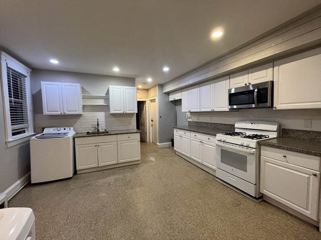 29 Whitman St - Photo 1