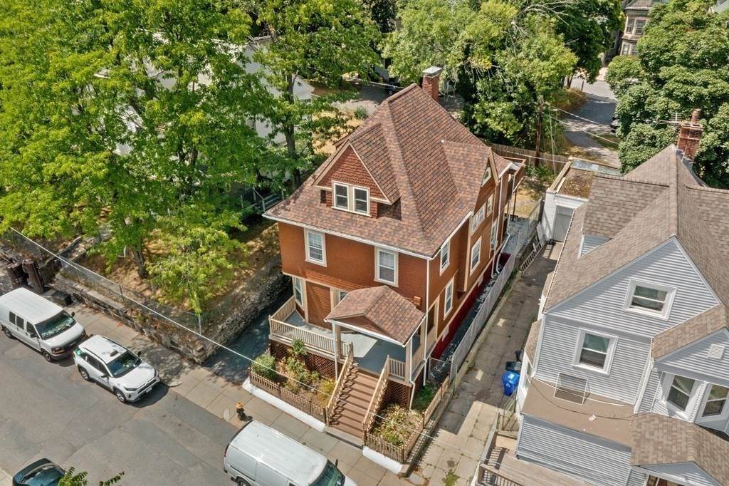 22 Montrose St - Photo 1