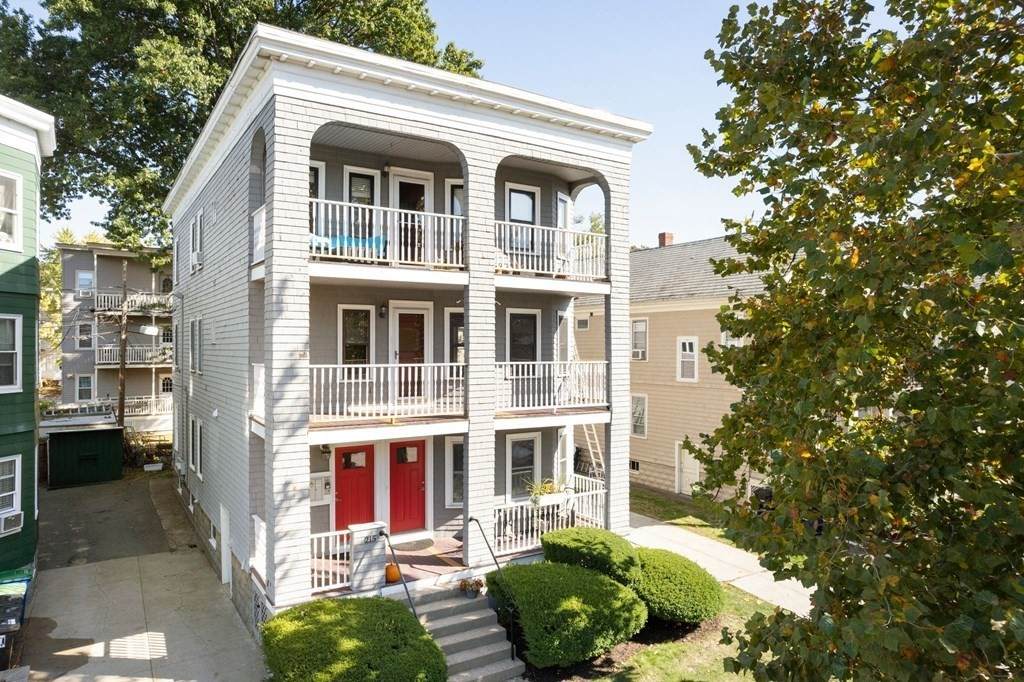 215 Powder House Boulevard - Photo 1