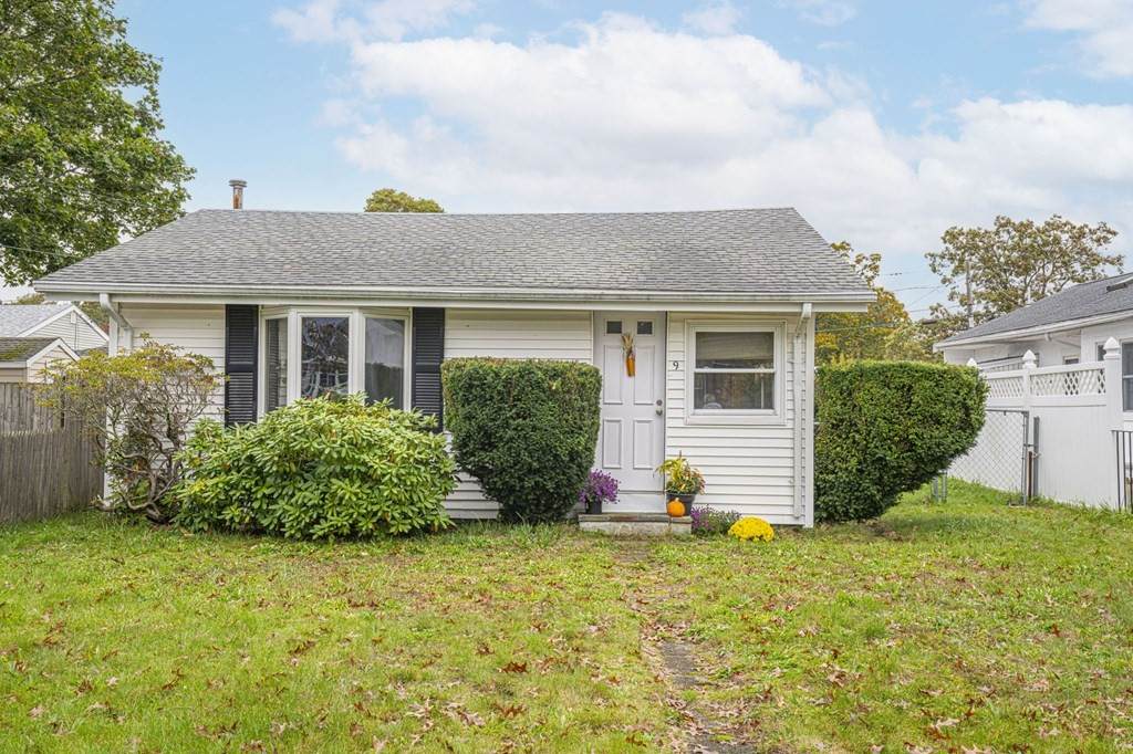 9 Swift Ave - Photo 1