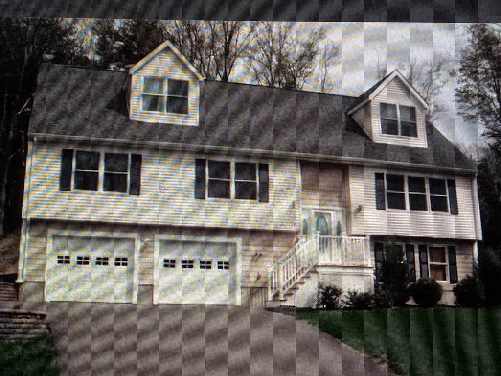 728 Willard St - Photo 1