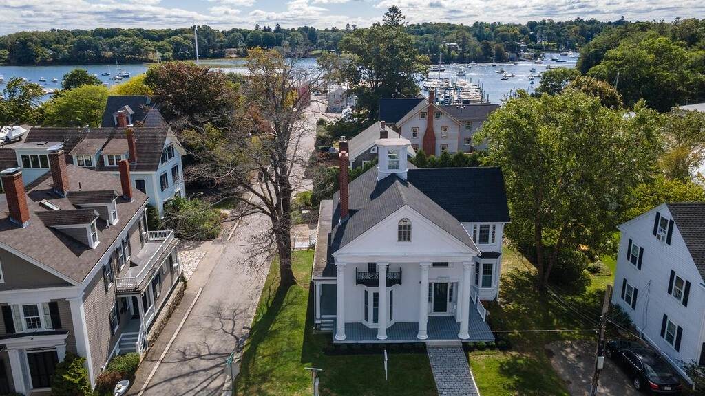 24 Bridge St - Photo 1