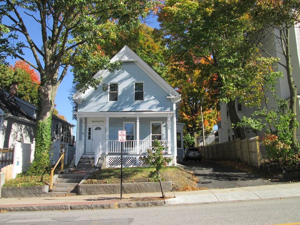 73 Providence Street - Photo 1