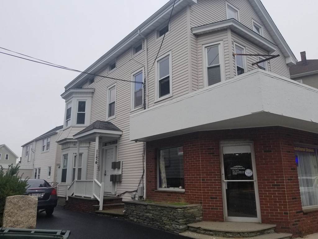 1174 North Main Street - Photo 1