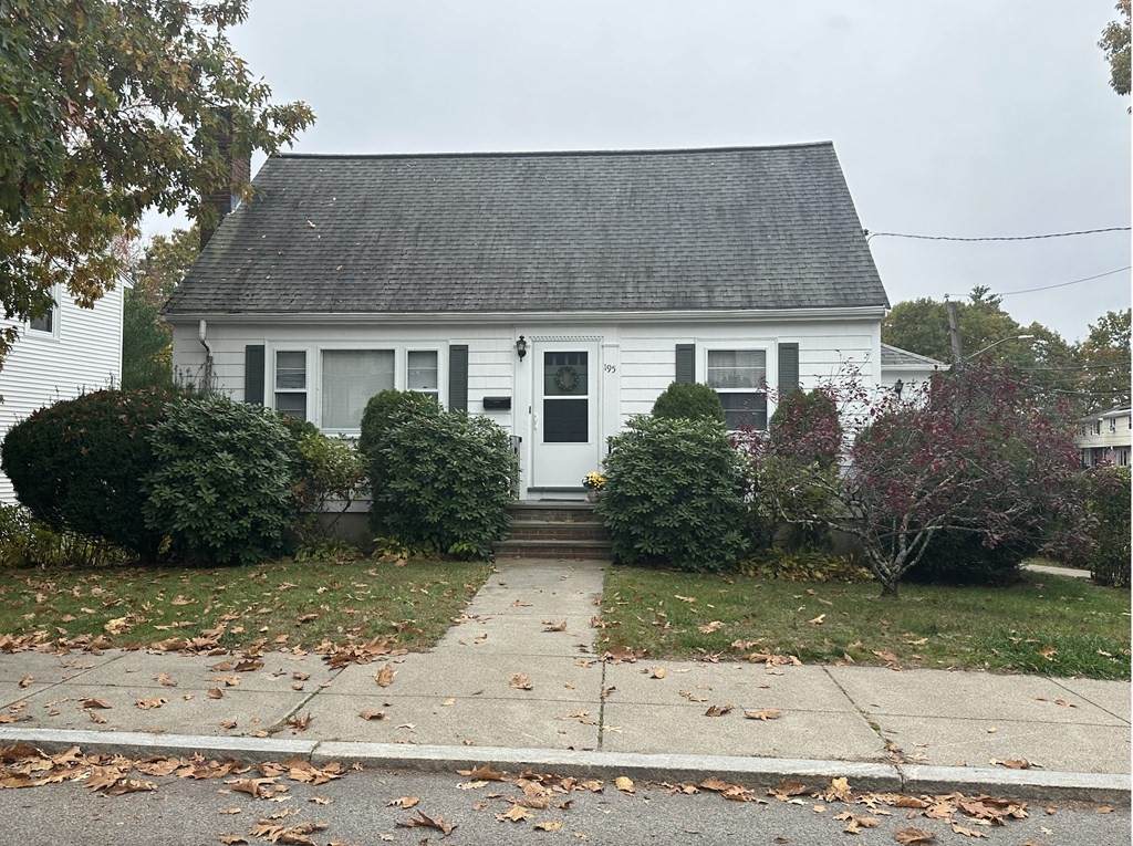 195 St Theresa Ave - Photo 1