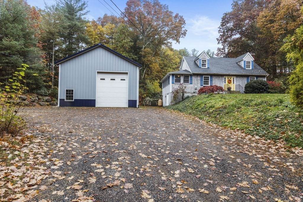 43 Arch St - Photo 1