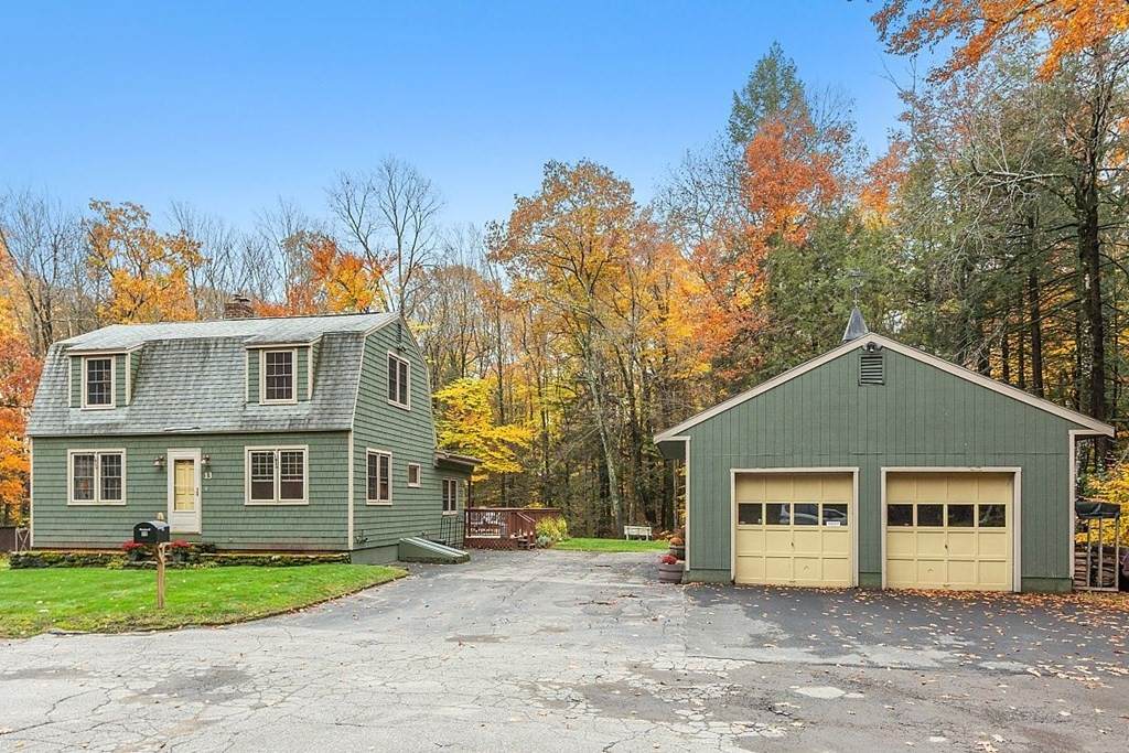 13 Cote Ave - Photo 1