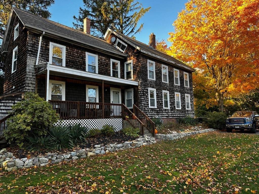 183 Alden St - Photo 1