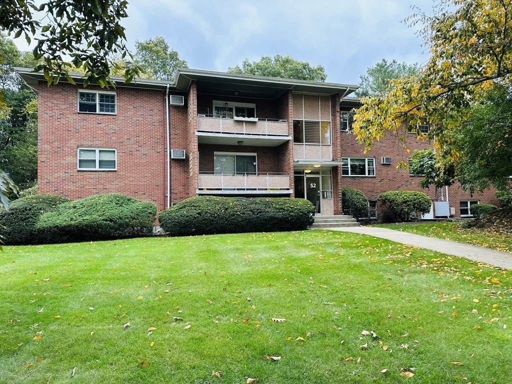 52 Jacqueline Rd - Photo 1