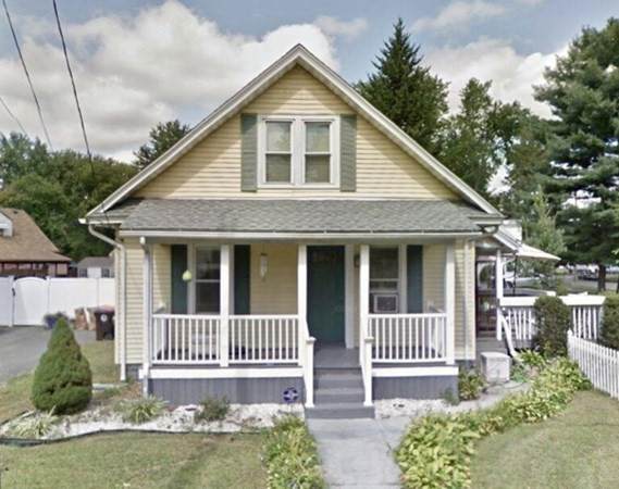 471 Meadow St - Photo 1