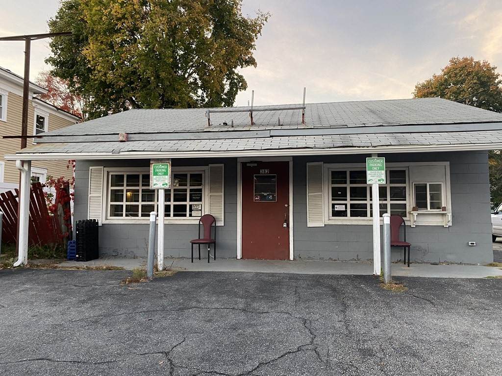 382 Water St - Photo 1