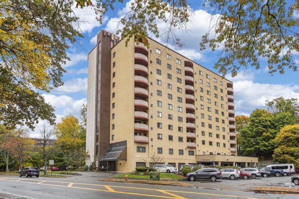 2500 Mystic Valley Pkwy - Photo 1