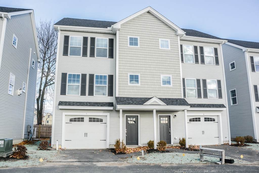 1400 Gorham Street - Photo 1