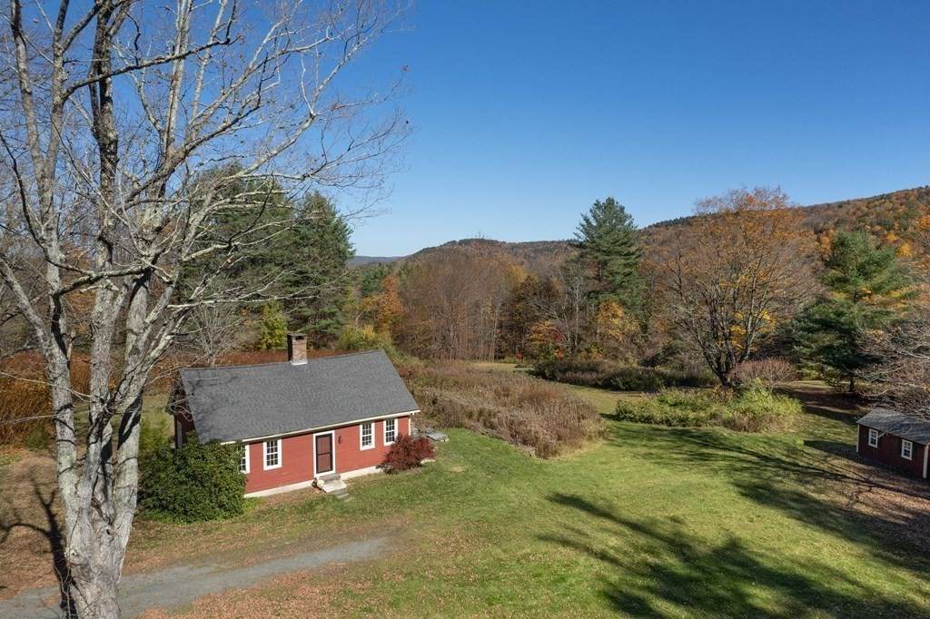 103 E Hawley Rd. - Photo 1