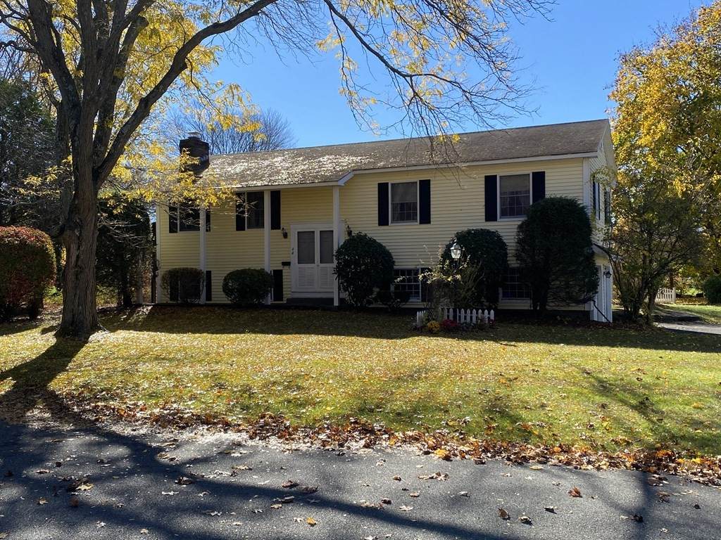 14 Kelleher Dr - Photo 1