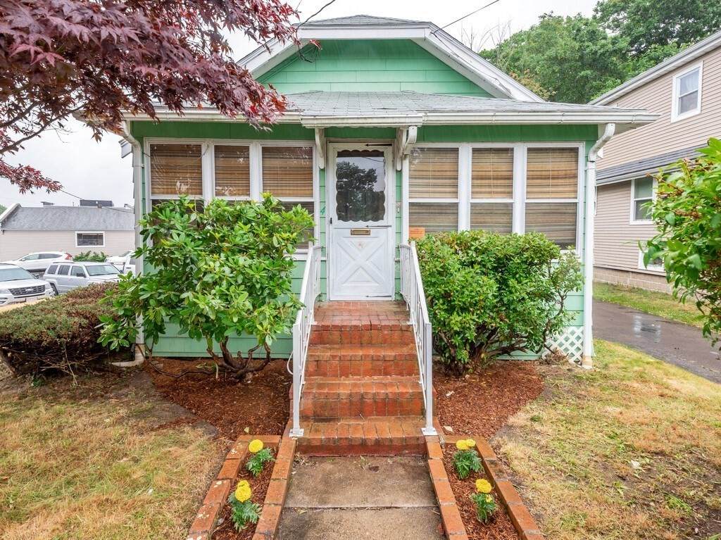 4 Pleasant Street - Photo 1