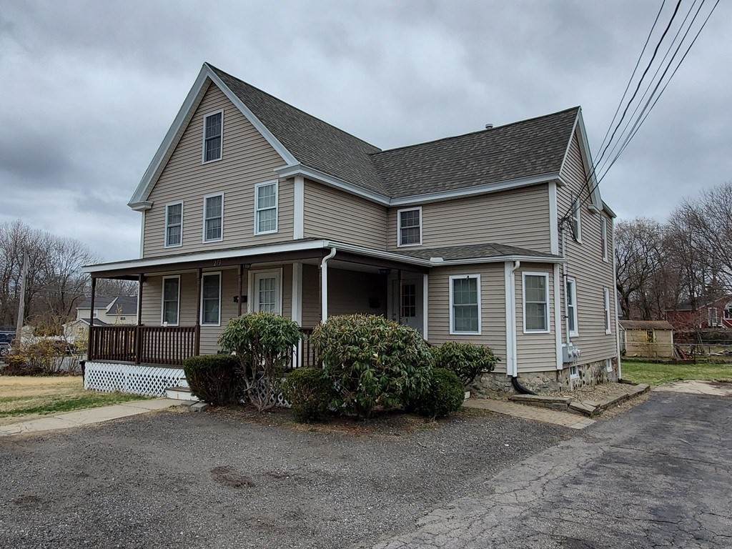 273 School St - Photo 1