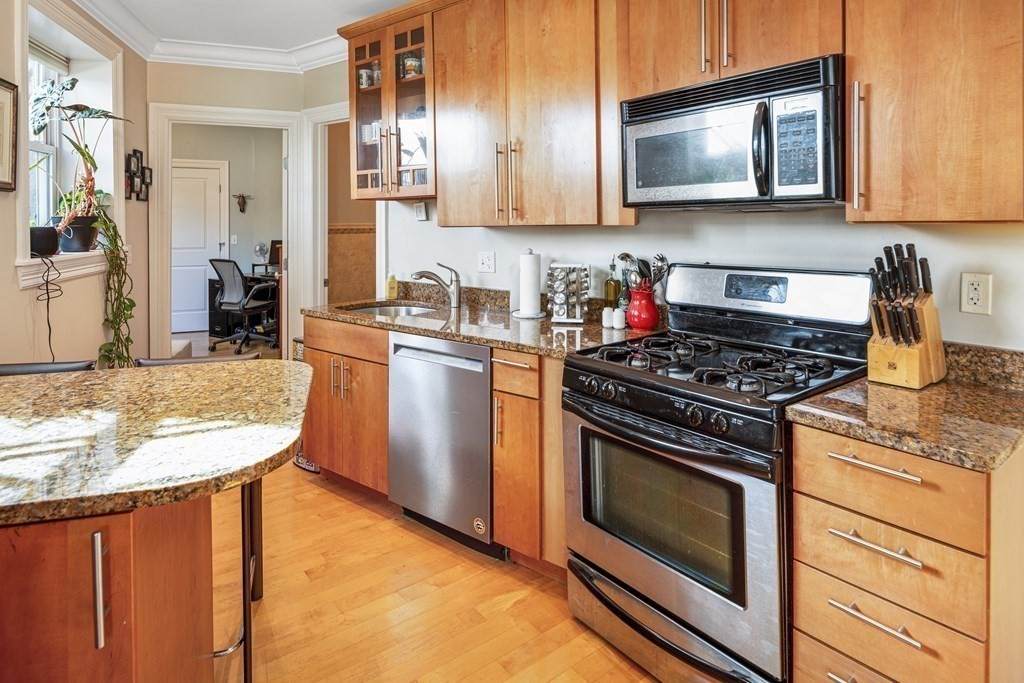 101 Prince Street - Photo 1