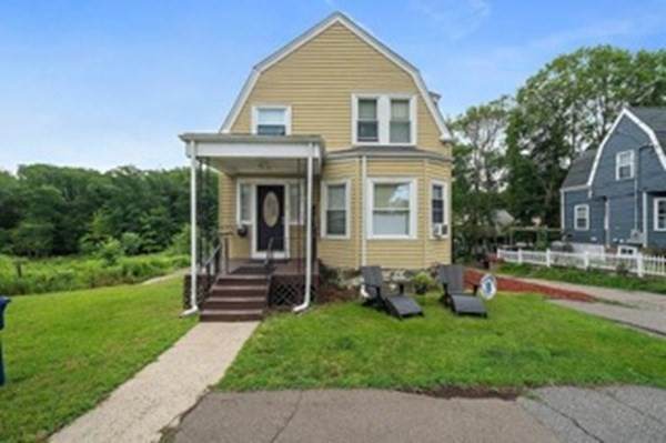 8 Elm Ter - Photo 1