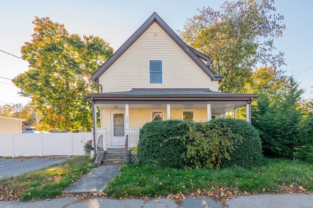 344 Howard St - Photo 1