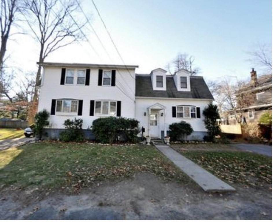105 Standish Ave - Photo 1