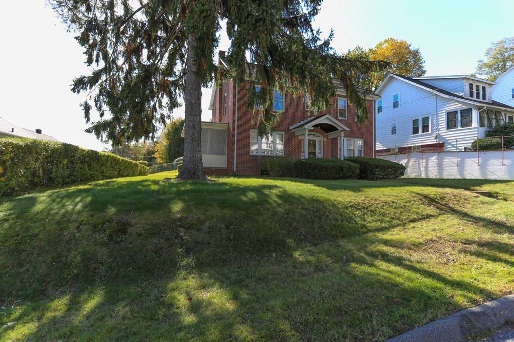 72 Belvidere Ave - Photo 1